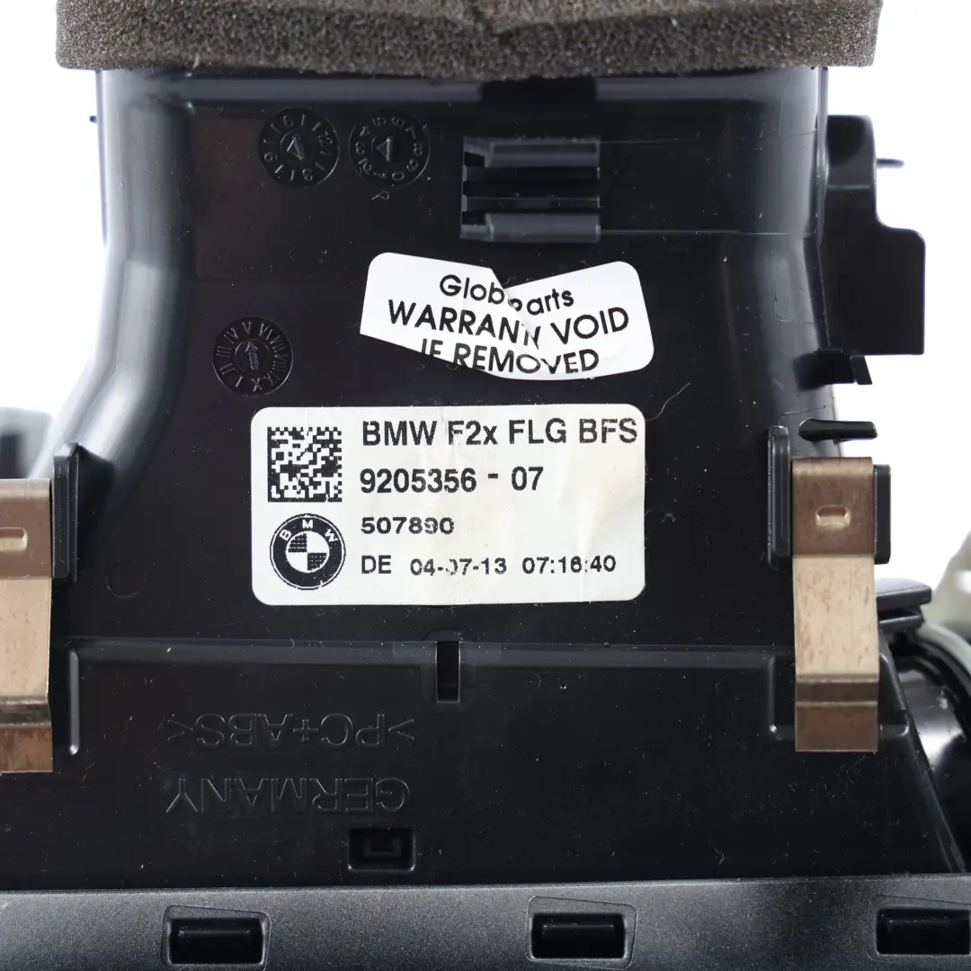 Kratka Nawiewu Prawa do BMW F20 F21 F22 F23 o numerze 9205356 BMW F20 F21 F22 F23 Kratka Nawiewu Prawa - SKU RHD-9205356-MG - Numer Części 9205356