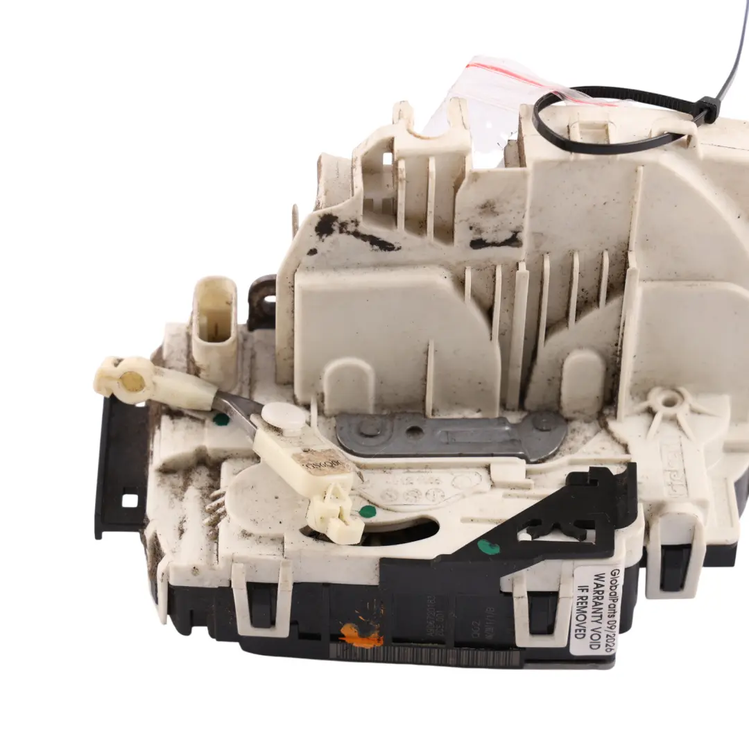 Front Door Lock Mechanism Actuator Right O/S to Mercedes Sprinter W906 with Part number A9067201835 Mercedes Sprinter W906 Front Door Lock Mechanism Actuator Right O/S - SKU RHD-A9067201835 - Part number A9067201835