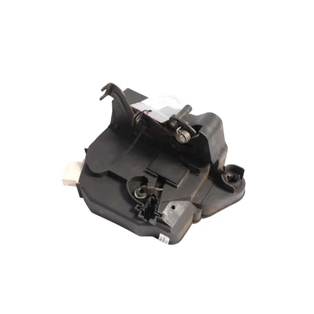 Door Lock Latch Catch Front Right O/S to Land Rover Range Rover L322 with Part number CWC000061 Land Rover Range Rover L322 Door Lock Latch Catch Front Right O/S - SKU RHD-CWC000061 - Part number CWC000061