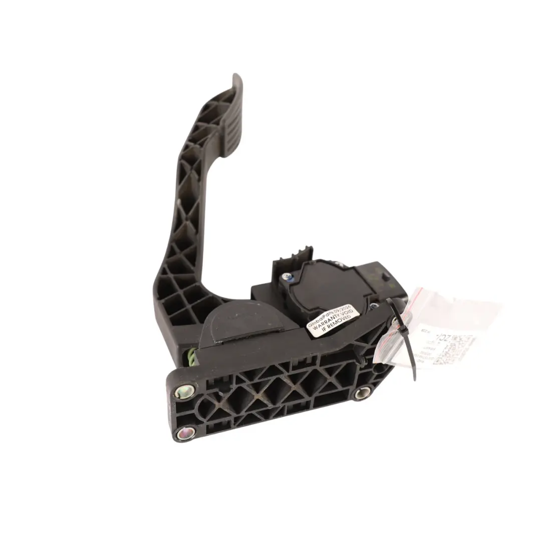 Smart W452 Roadster Accelerator Pedal Module 0.7 Petrol - SKU RHD-Q0013784V002000000 - Part number Q0013784V002000000