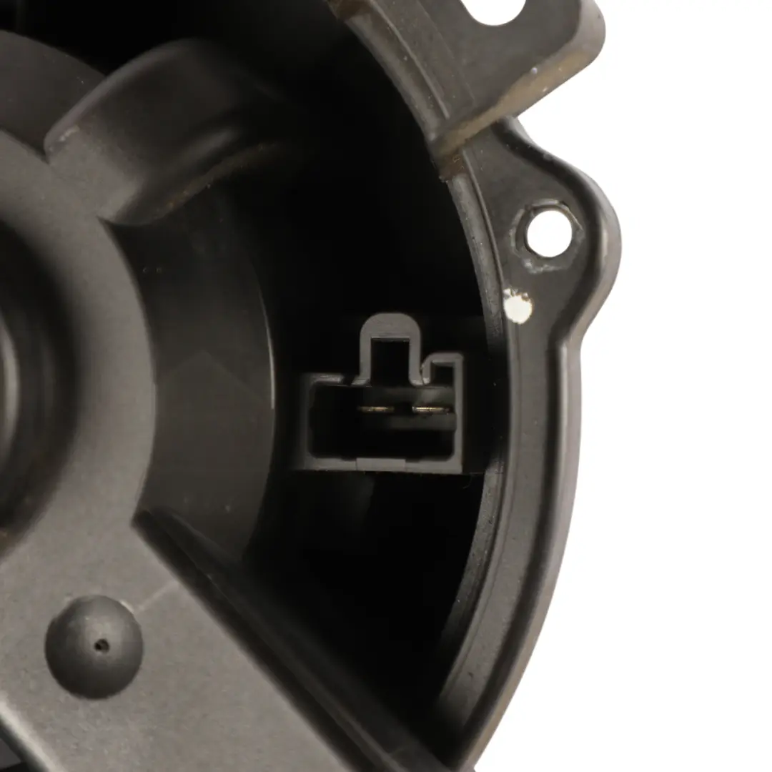 W452 Roadster Heater Blower Motor Fan 0.7 Petrol 160922 MF0160700721 to Smart with Part number Q0014791V003000000 Smart W452 Roadster Heater Blower Motor Fan 0.7 Petrol 160922 MF0160700721 - SKU RHD-Q0014791V003000000 - Part number Q0014791V003000000