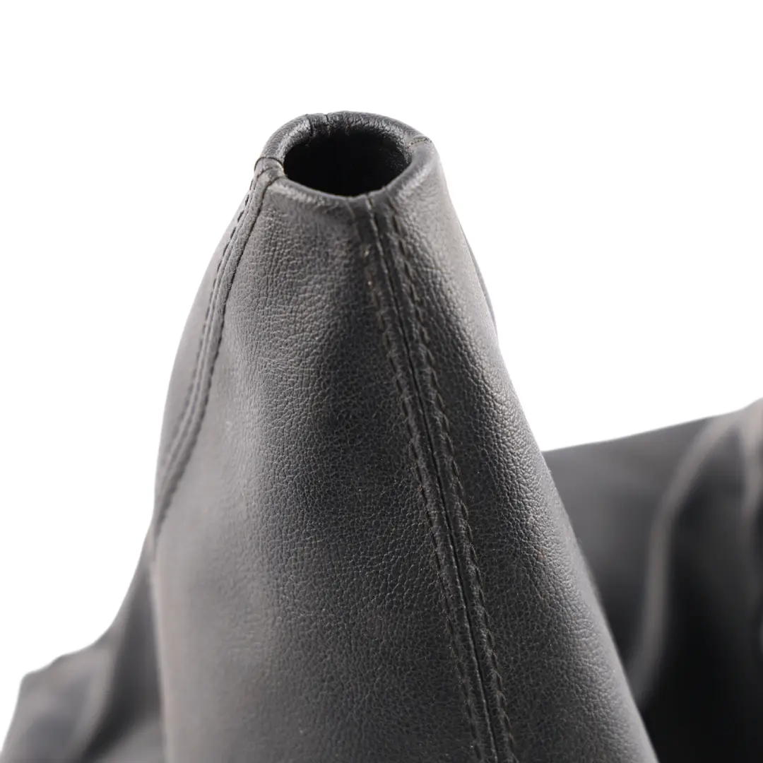 Mk4 Gear Shift Lever Gaiter Cover Black Double Twin to Ford Ranger with Part number UR5664333 Ford Ranger Mk4 Gear Shift Lever Gaiter Cover Black Double Twin - SKU RHD-UR5664333 - Part number UR5664333