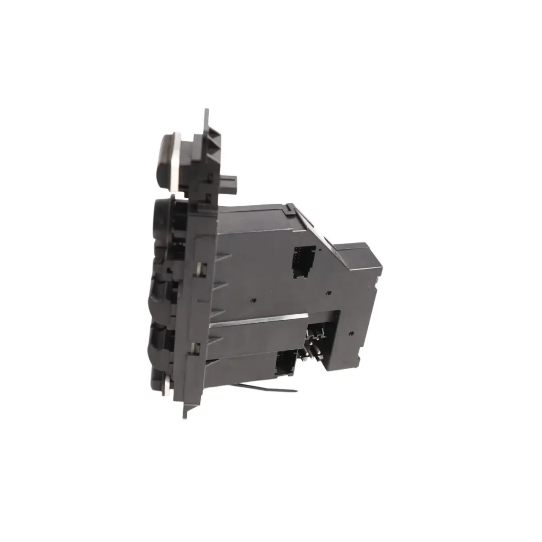 Door Electric Window Switch Control Lifter Right O/S to Range Rover L322 with Part number YUD000301 Range Rover L322 Door Electric Window Switch Control Lifter Right O/S - SKU RHD-YUD000301 - Part number YUD000301