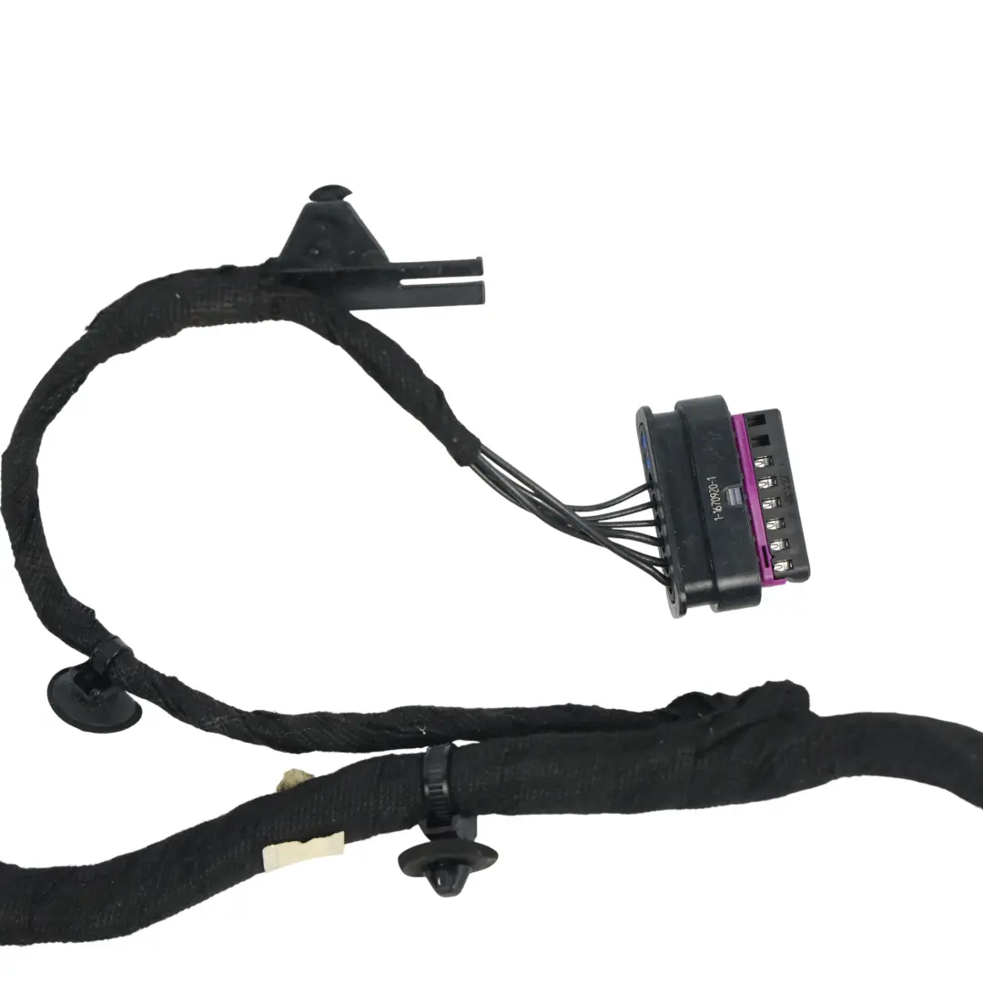 Driver's Door Wiring Loom Harness RK72-14631-BKA to Land Rover Discovery Sport L550 with Part number LR188557 Land Rover Discovery Sport L550 Driver's Door Wiring Loom Harness RK72-14631-BKA - SKU RHD-LR188557 - Part number LR188557