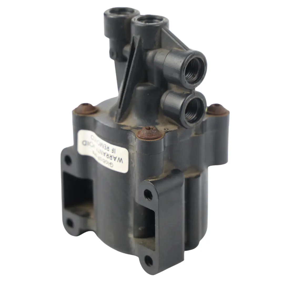 Valvola Solenoide Sospensione Anteriore per Range Rover L322 con numero di parte RVK000040 Range Rover L322 Valvola Solenoide Sospensione Anteriore - SKU RVK000040 - Numero di parte RVK000040