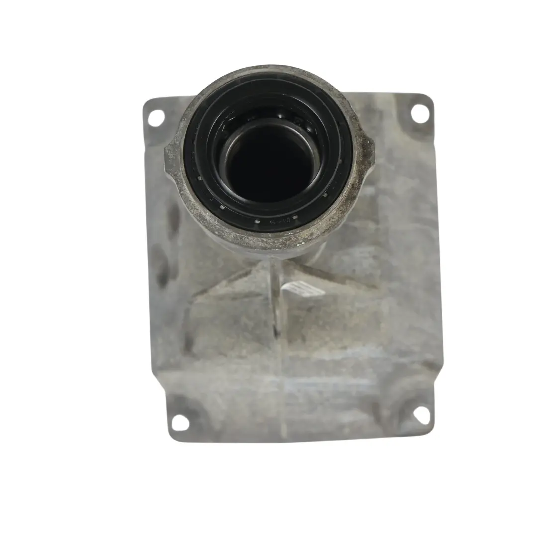 Antriebswellen Halterung Stützhalter für Range Rover L322 mit Teilenummer TAU000050 Range Rover L322 Antriebswellen Halterung Stützhalter - SKU TAU000050 - Teilenummer TAU000050