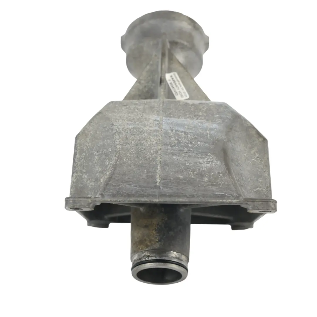 Staffa Supporto Albero di Trasmissione per Range Rover L322 con numero di parte TAU000050 Range Rover L322 Staffa Supporto Albero di Trasmissione - SKU TAU000050 - Numero di parte TAU000050