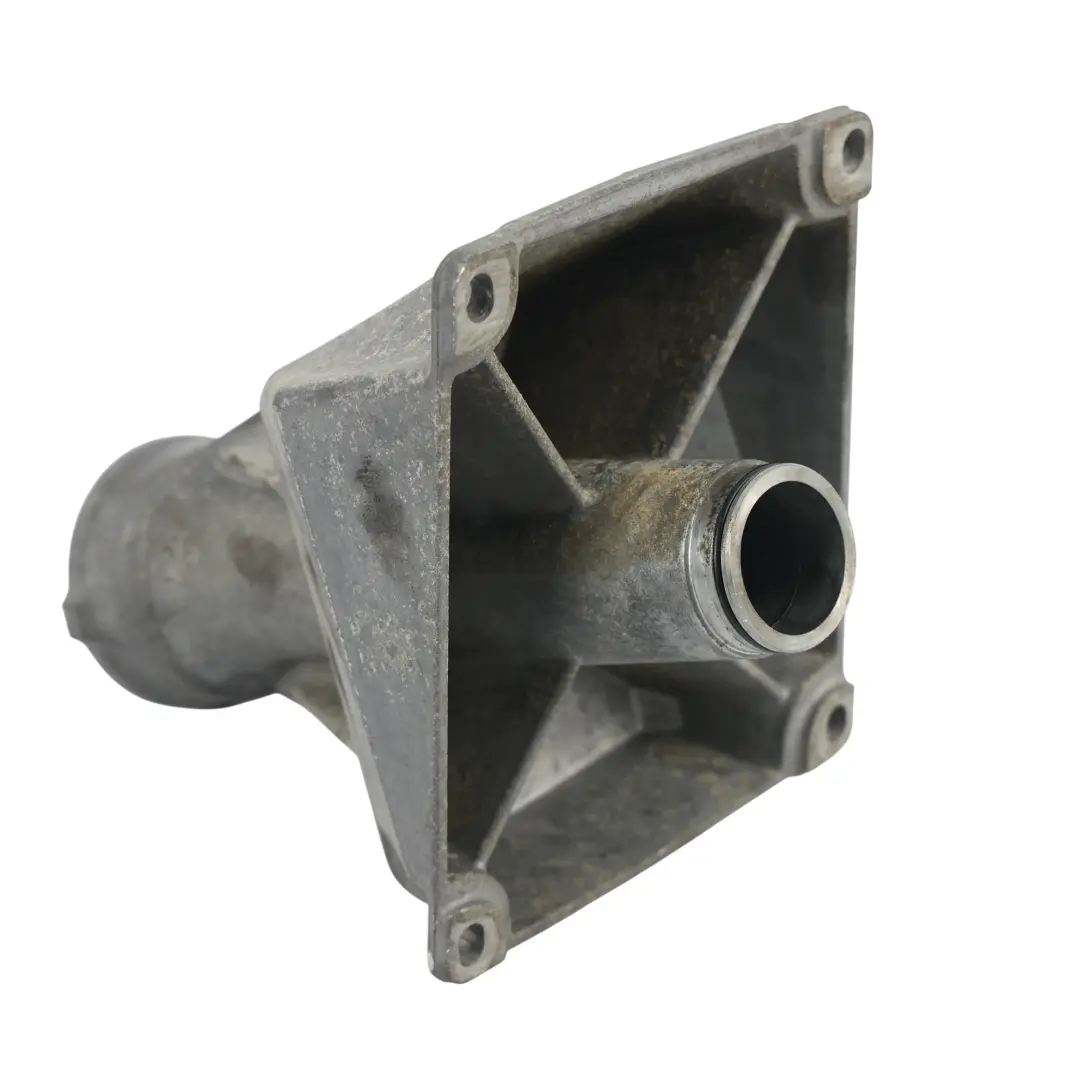 Soporte Eje de Transmisión para Range Rover L322 con número de pieza TAU000050 Range Rover L322 Soporte Eje de Transmisión - SKU TAU000050 - Número de pieza TAU000050