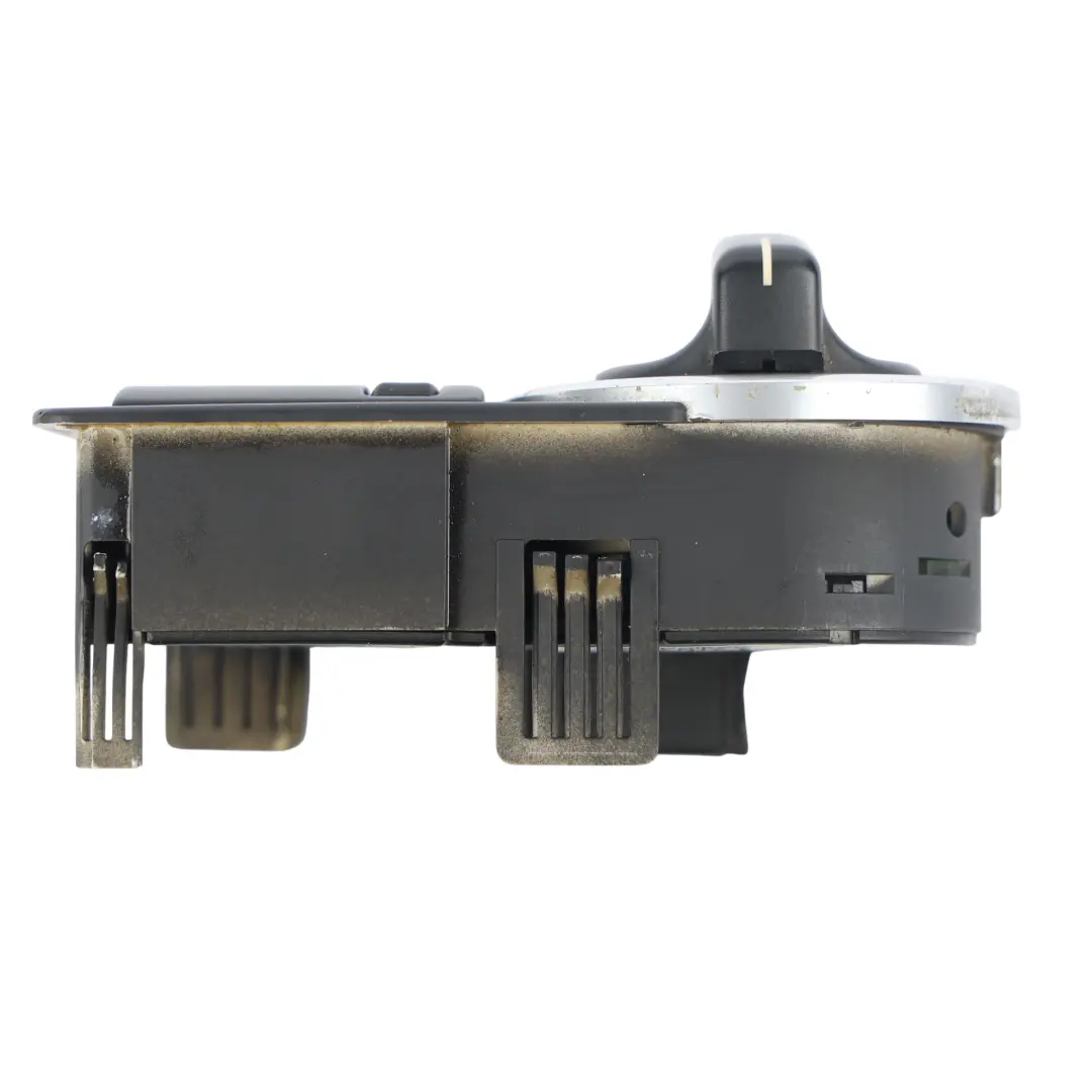 Przełącznik Świateł Reflektorów do Range Rover L322 o numerze YUD000161PUY Range Rover L322 Przełącznik Świateł Reflektorów - SKU YUD000161PUY - Numer Części YUD000161PUY