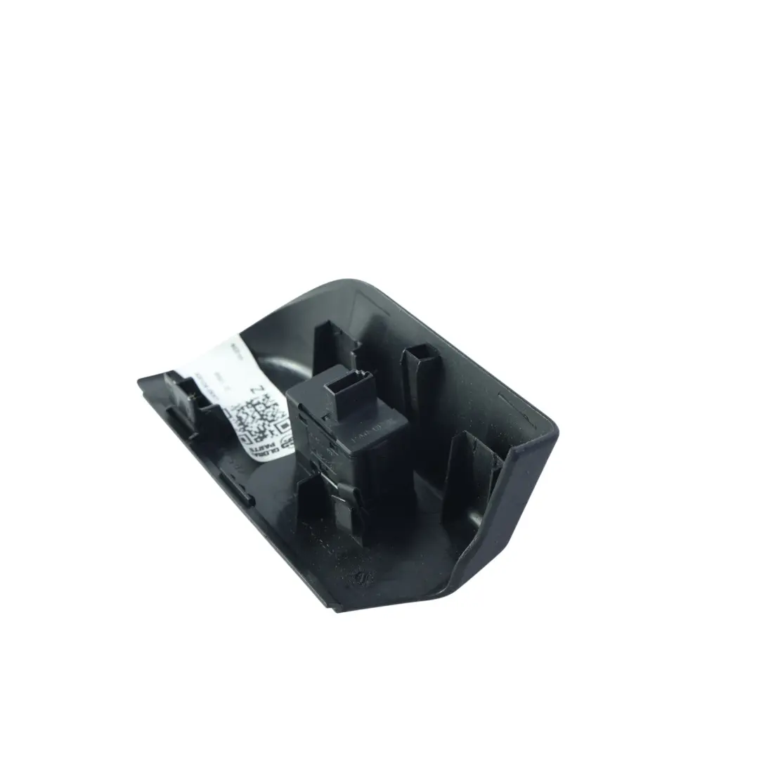 Interruptor Botón Elevalunas Puerta Trasero Izquierdo para Range Rover L322 con número de pieza YUF000102 Range Rover L322 Interruptor Botón Elevalunas Puerta Trasero Izquierdo - SKU YUF000102 - Número de pieza YUF000102