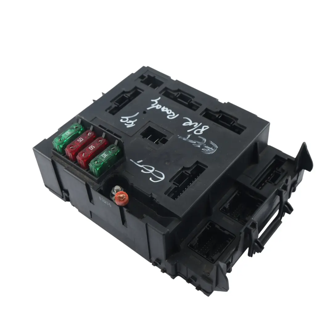 W452 Modulo Controllo Carrozzeria BCM Scatola Fusibili per Smart con numero di parte 0011868V009 Smart W452 Modulo Controllo Carrozzeria BCM Scatola Fusibili - SKU 0011868V009-1 - Numero di parte 0011868V009