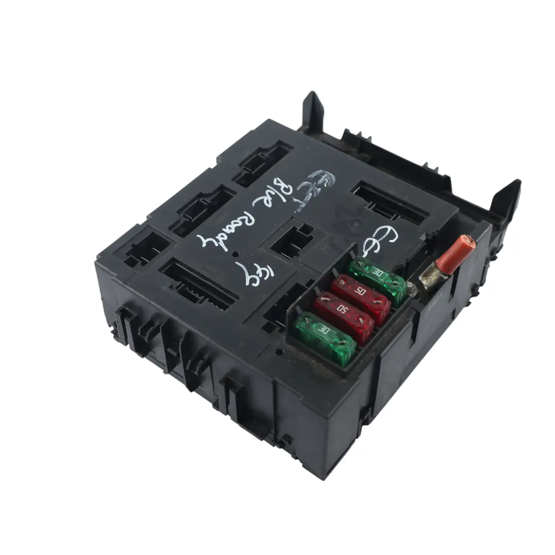 W452 Modulo Controllo Carrozzeria BCM Scatola Fusibili per Smart con numero di parte 0011868V009 Smart W452 Modulo Controllo Carrozzeria BCM Scatola Fusibili - SKU 0011868V009-1 - Numero di parte 0011868V009