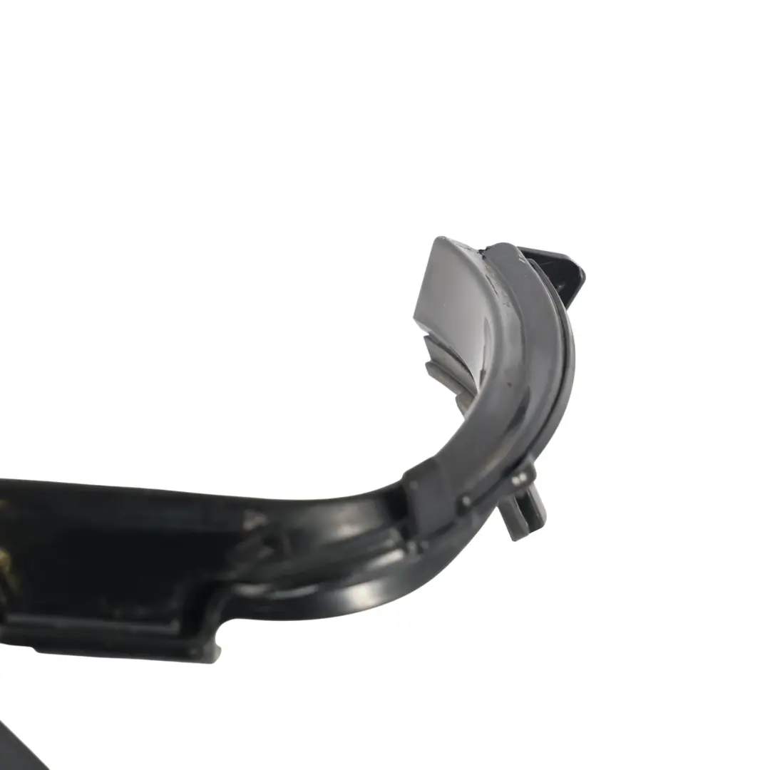 Osłona Ramki Lampy Tylnej Lewy Czarny 2 668 do BMW Z4 E85 o numerze 0031017 BMW Z4 E85 Osłona Ramki Lampy Tylnej Lewy Czarny 2 668 - SKU 0031017-SCH - Numer Części 0031017