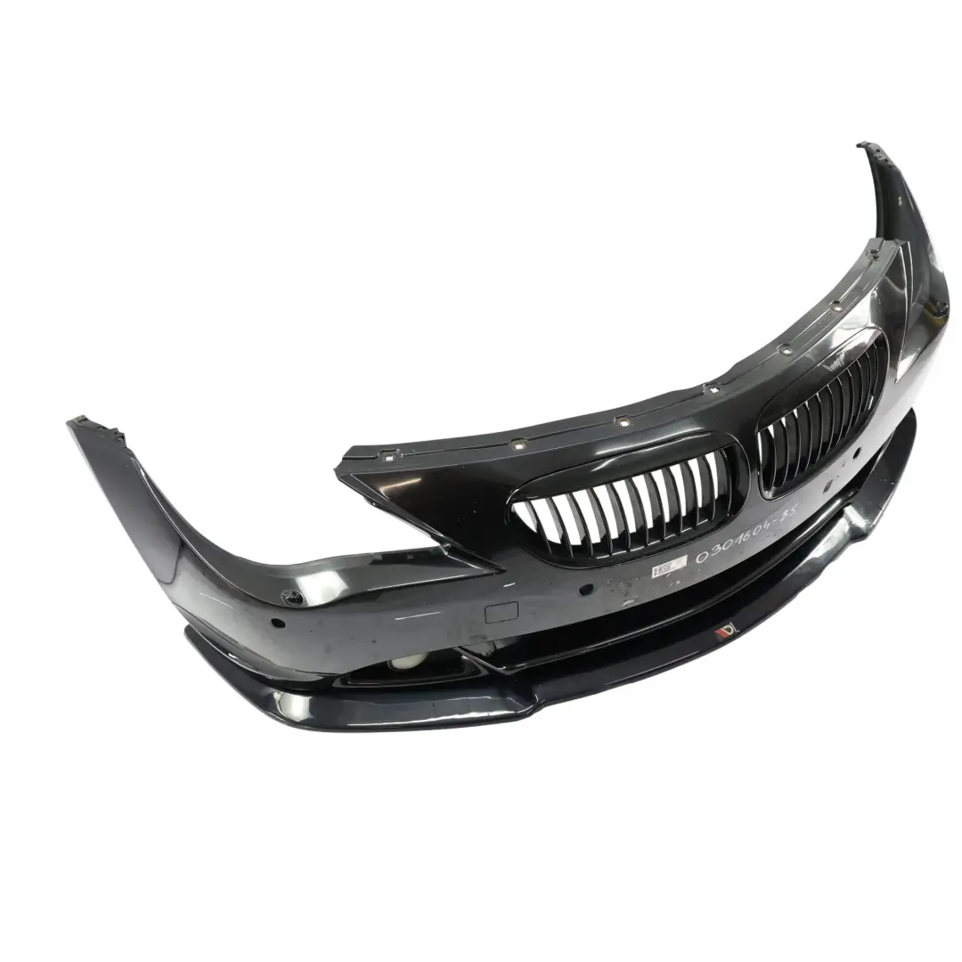 Zderzak Przedni Black Sapphire Czarny Metalik - 475 do BMW E63 E64 o numerze 0301604 BMW E63 E64 Zderzak Przedni Black Sapphire Czarny Metalik - 475 - SKU 0301604-BS - Numer Części 0301604