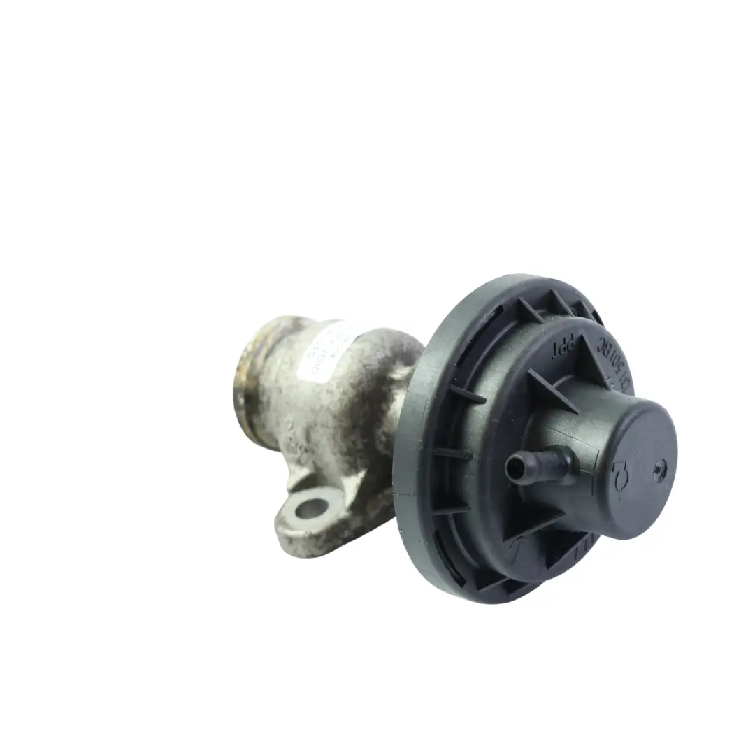 2K Golf Mk5 Válvula EGR para Volkswagen Caddy con número de pieza 038131501BC Volkswagen Caddy 2K Golf Mk5 Válvula EGR - SKU 038131501BC - Número de pieza 038131501BC
