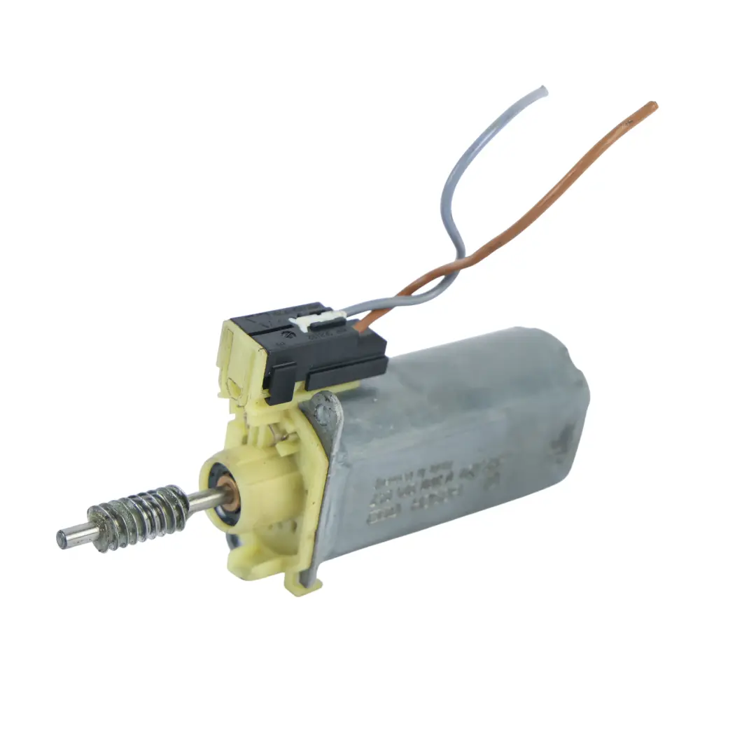 Steering Column Adjusting Motor Actuator to Jaguar XF X250 with Part number 0390201947 Jaguar XF X250 Steering Column Adjusting Motor Actuator - SKU 0390201947 - Part number 0390201947