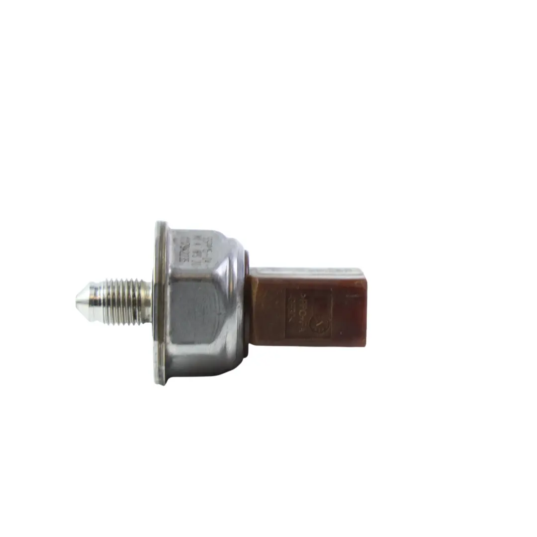 Capteur Pression Rail 3.0 TFSI pour Audi S4 B8 S5 8T VW Passat B8 à propos du numéro de pièce 03C906051C Audi S4 B8 S5 8T VW Passat B8 Capteur Pression Rail 3.0 TFSI - SKU 03C906051C - Numéro de pièce 03C906051C