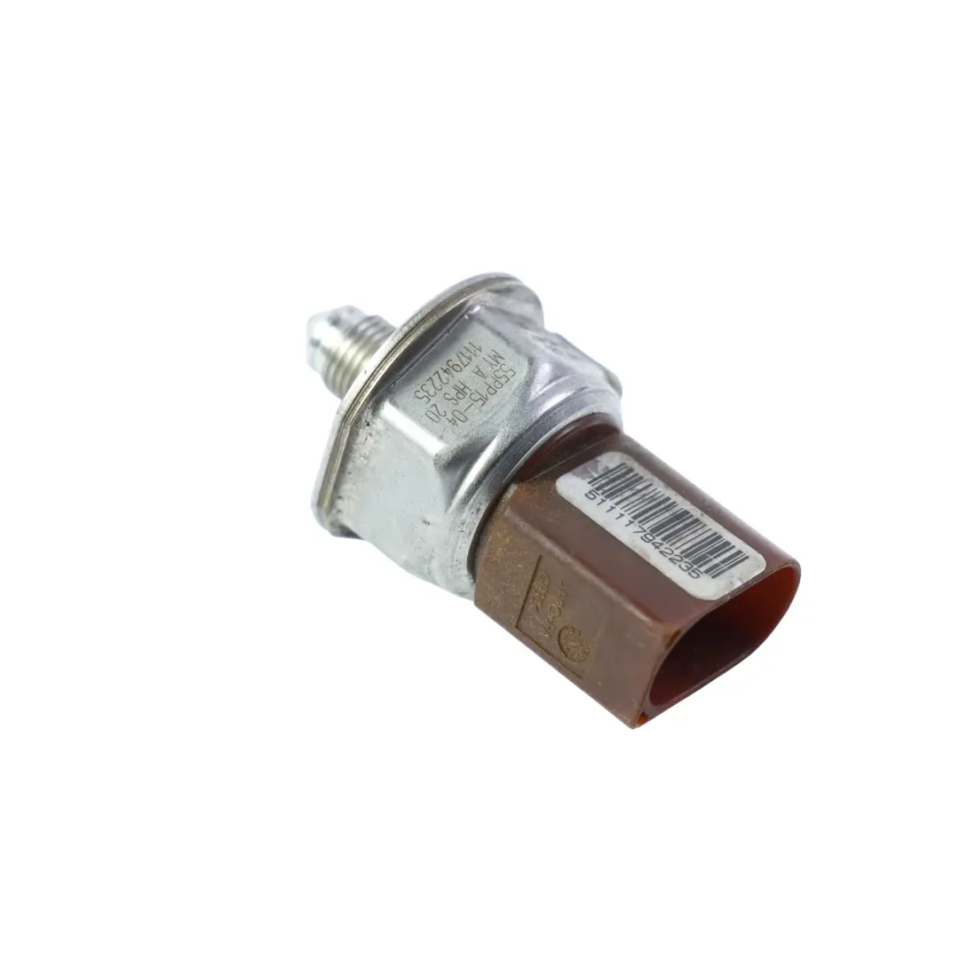 Sensore Pressione Rail 3.0 TFSI per Audi S4 B8 S5 8T VW Passat B8 con numero di parte 03C906051C Audi S4 B8 S5 8T VW Passat B8 Sensore Pressione Rail 3.0 TFSI - SKU 03C906051C - Numero di parte 03C906051C