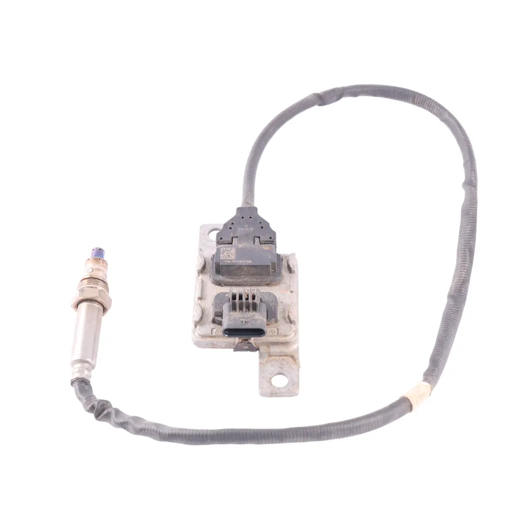 Czujnik NOx Sonda Lambda Przewód Moduł do Volkswagen Skoda Superb o numerze 04L907807EB Volkswagen Skoda Superb Czujnik NOx Sonda Lambda Przewód Moduł - SKU 04L907807EB - Numer Części 04L907807EB