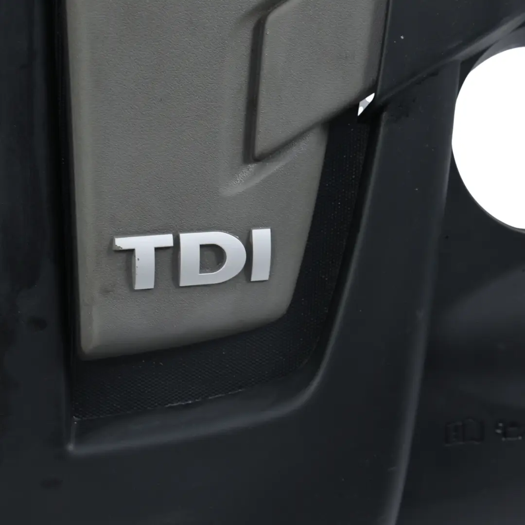 7p Engine Top Cover Panel Trim V6 TDI to Volkswagen Touareg with Part number 059103925CA Volkswagen Touareg 7p Engine Top Cover Panel Trim V6 TDI - SKU 059103925CA - Part number 059103925CA