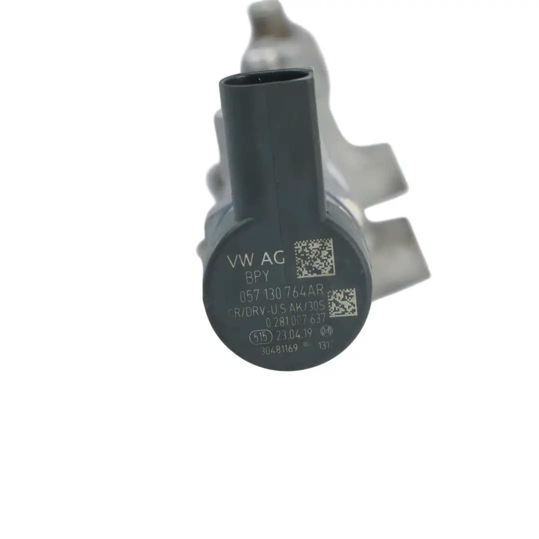 2H Rampe Injection Droite 3.0 TDI DDXE pour Volkswagen Amarok à propos du numéro de pièce 059130090DN Volkswagen Amarok 2H Rampe Injection Droite 3.0 TDI DDXE - SKU 059130090DN - Numéro de pièce 059130090DN