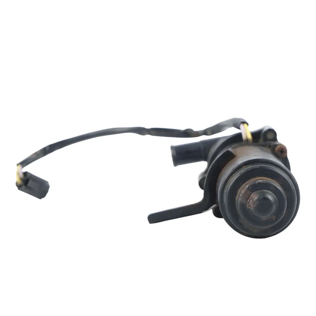 Bomba Agua Auxiliar Inversor Refrigerante para Jaguar XK8 X100 con número de pieza 064100 Jaguar XK8 X100 Bomba Agua Auxiliar Inversor Refrigerante - SKU 064100-0600 - Número de pieza 064100