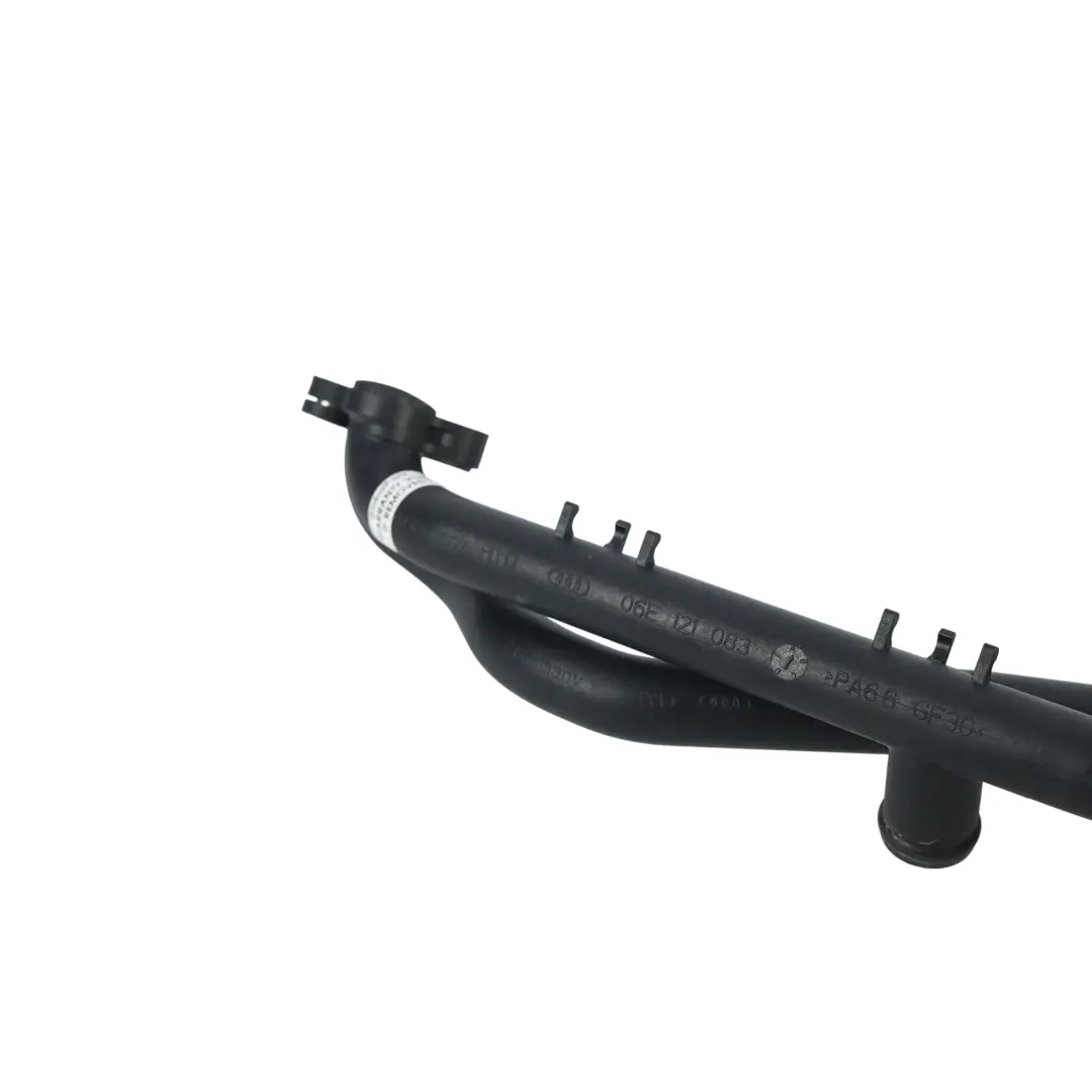 8F 3.0 TFSI Wąż Wody Rura Chłodziwa do Audi A4 S4 B8 S5 8T o numerze 06E121083A Audi A4 S4 B8 S5 8T 8F 3.0 TFSI Wąż Wody Rura Chłodziwa - SKU 06E121083A - Numer Części 06E121083A