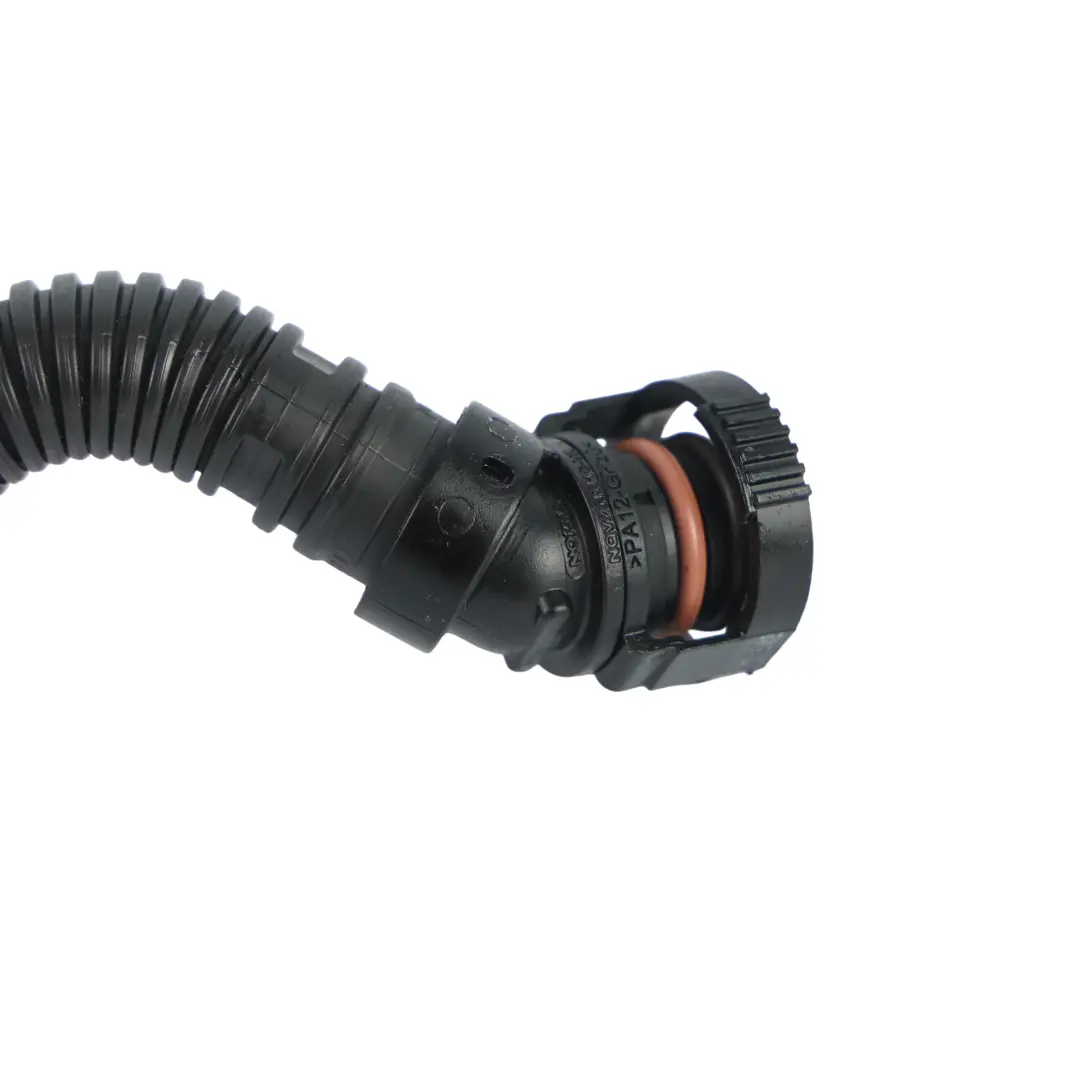 8Y Tiguan R Tubo Ventilación Cárter Manguera para Audi S3 con número de pieza 06Q133750 Audi S3 8Y Tiguan R Tubo Ventilación Cárter Manguera - SKU 06Q133750 - Número de pieza 06Q133750