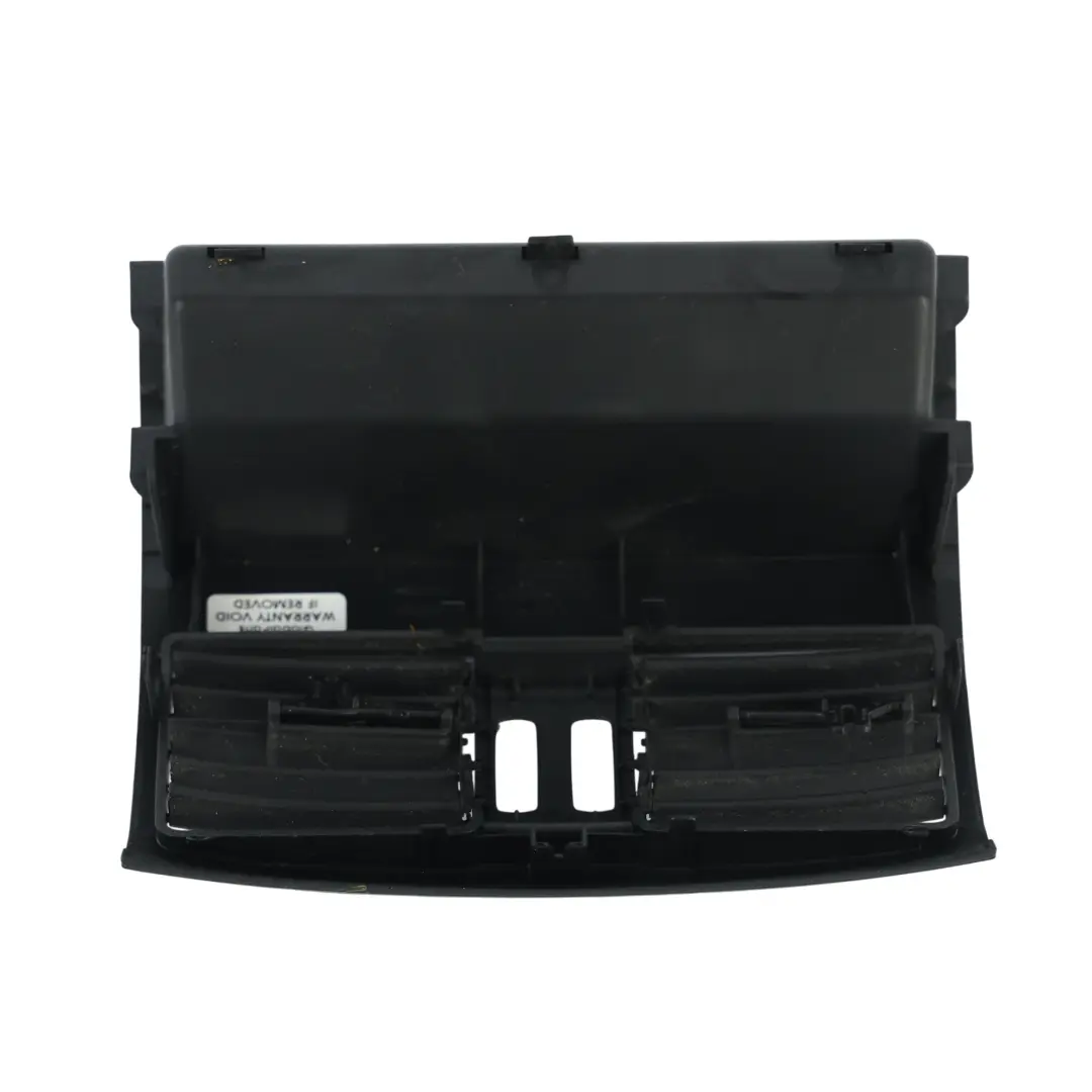 Kratka Nawiewu Powietrza Osłona Tylna Czarna do BMW F10 LCI F11 o numerze 9172167 BMW F10 LCI F11 Kratka Nawiewu Powietrza Osłona Tylna Czarna - SKU 9172167-2 - Numer Części 9172167