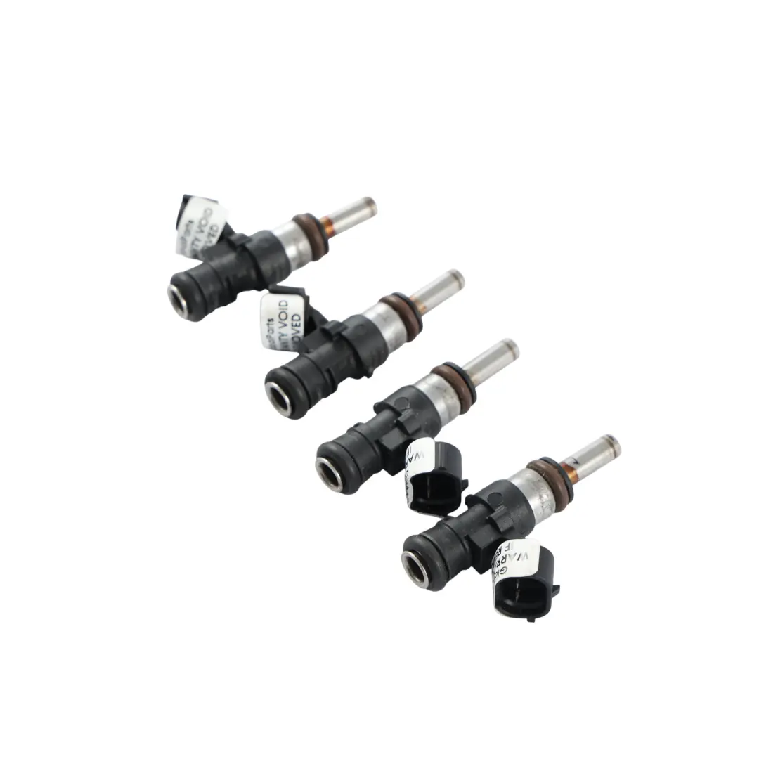 8Y RSQ3 F3 Juego 4 Inyectores Combustible Motor 2.5 TFSI para Audi RS3 con número de pieza 07K133551A Audi RS3 8Y RSQ3 F3 Juego 4 Inyectores Combustible Motor 2.5 TFSI - SKU 07K133551A - Número de pieza 07K133551A