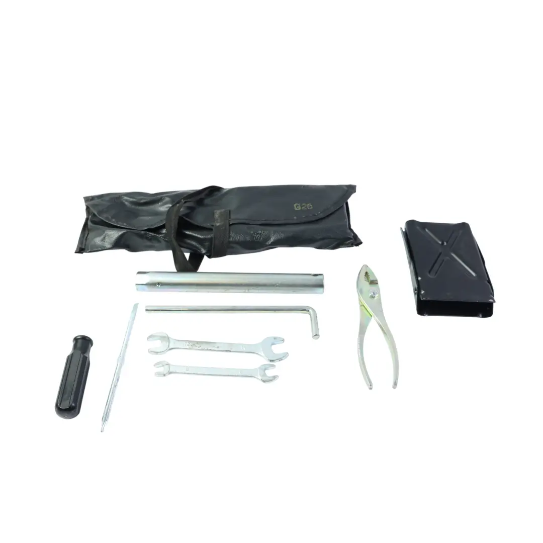 Chiave Ruote Barra Kit Attrezzi 09120-16030 per Toyota Celica T23 Mk7 con numero di parte 0912016030 Toyota Celica T23 Mk7 Chiave Ruote Barra Kit Attrezzi 09120-16030 - SKU 0912016030 - Numero di parte 0912016030