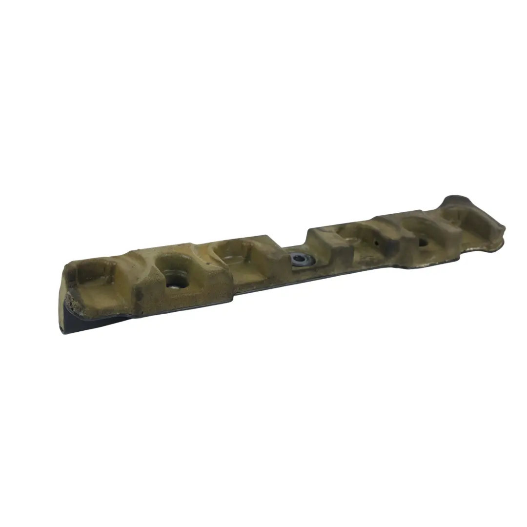 Couvercle Culasse 3 Isolation Thermique Phonique 11203-30050 pour Toyota Hilux Mk7 à propos du numéro de pièce 1120330050 Toyota Hilux Mk7 Couvercle Culasse 3 Isolation Thermique Phonique 11203-30050 - SKU 1120330050 - Numéro de pièce 1120330050