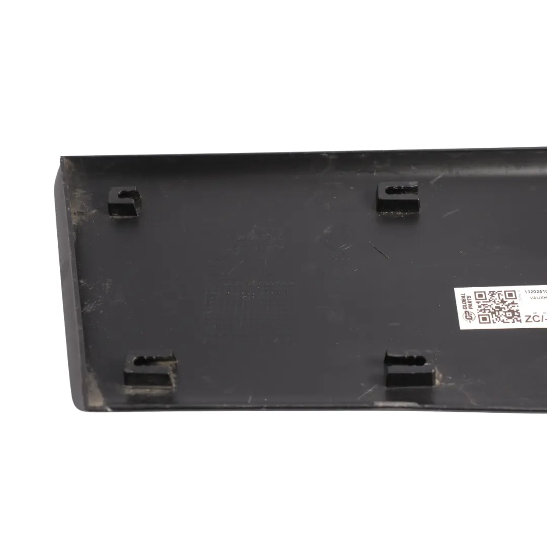 Citroen Relay Body Moulding Panel Cover Left N/S to Vauxhall Movano C with Part number 1320251070 Vauxhall Movano C Citroen Relay Body Moulding Panel Cover Left N/S - SKU 1320251070-1 - Part number 1320251070
