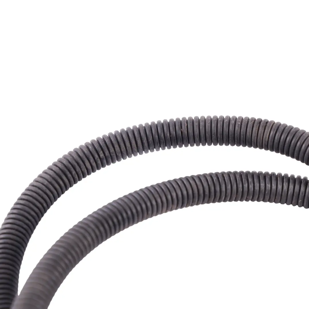 BMW E87 Tuyau Flexible Système Nettoyage Phares - SKU 1379530-2 - Numéro de pièce 1379530