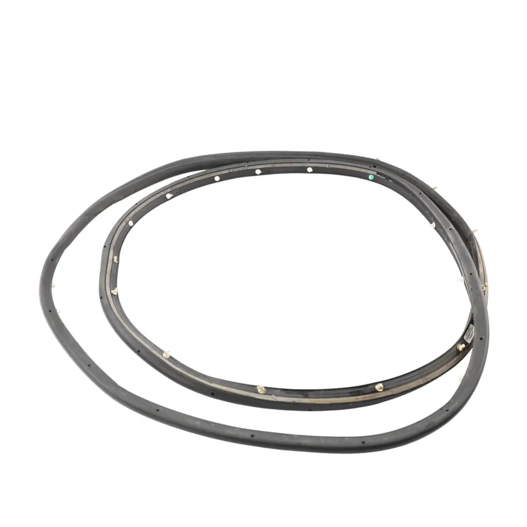 Ford Mondeo Mk4 Front Door Seal Gasket Rubber Right O/S 7S71-A20708-AF - SKU 1534565 - Part number 1534565