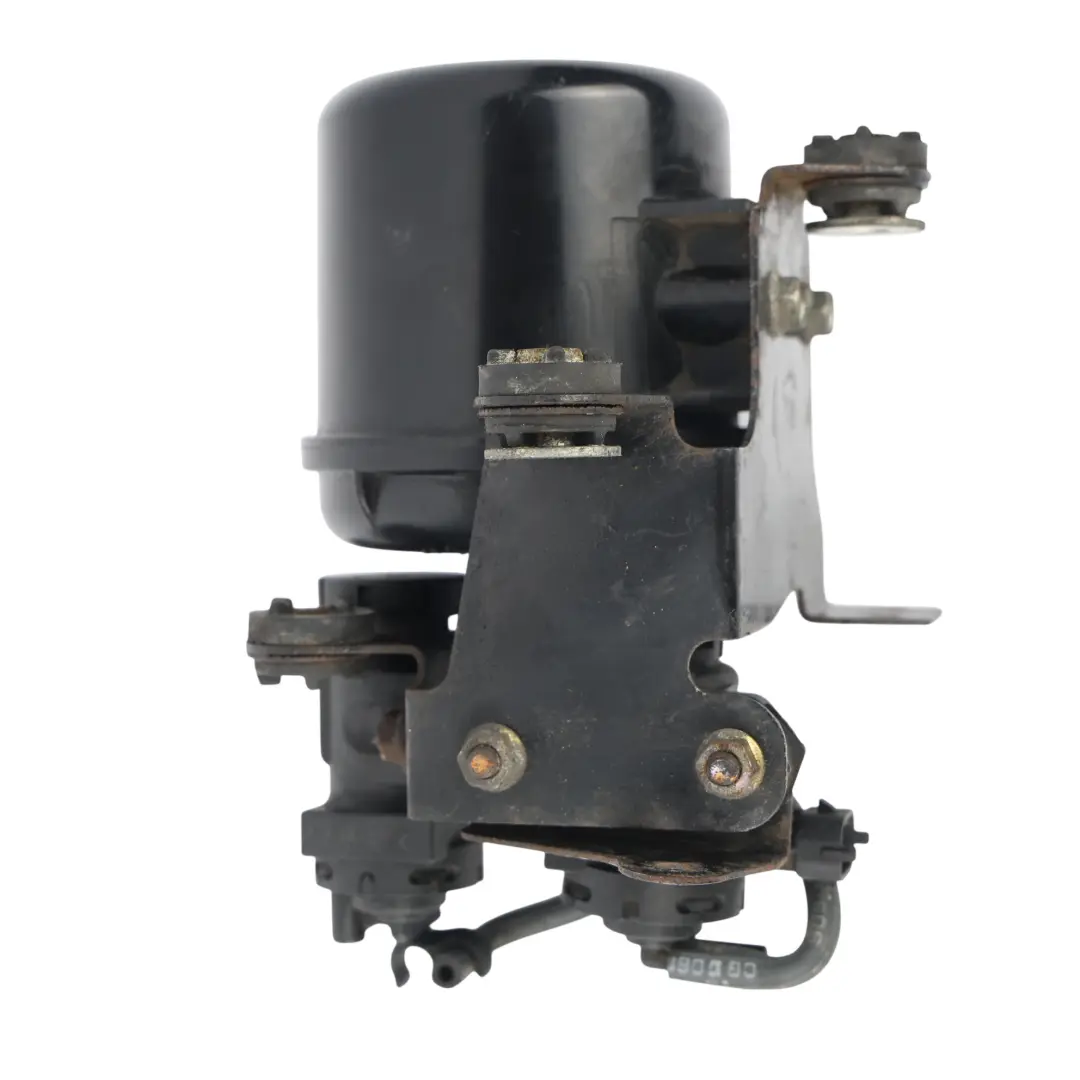 Mk4 Vacuum Tank Canister Reservoir 2.5 Diesel 6M34-9J442-BA to Ford Ranger with Part number 1541778 Ford Ranger Mk4 Vacuum Tank Canister Reservoir 2.5 Diesel 6M34-9J442-BA - SKU 1541778 - Part number 1541778