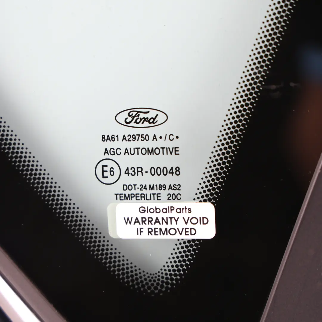Ford Fiesta Mk7 Vitre Custode Arrière Droite Montant C 8A61-A29750-AC - SKU 1574698 - Numéro de pièce 1574698