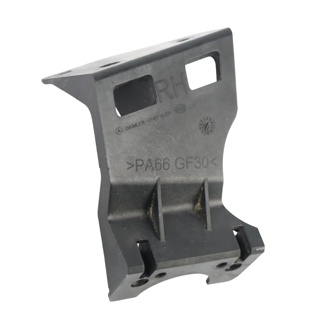 Headlight Washer Nozzle Holder Mount Bracket Right O/S to Mercedes X164 with Part number 159900 Mercedes X164 Headlight Washer Nozzle Holder Mount Bracket Right O/S - SKU 159900-02 - Part number 159900