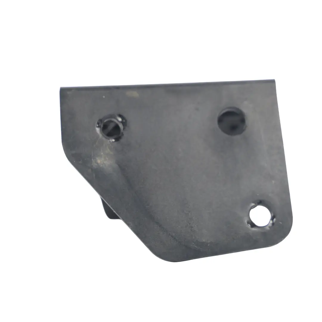 Support Fixation Gicleur Lave-Phare Droite pour Mercedes X164 à propos du numéro de pièce 159900 Mercedes X164 Support Fixation Gicleur Lave-Phare Droite - SKU 159900-02 - Numéro de pièce 159900