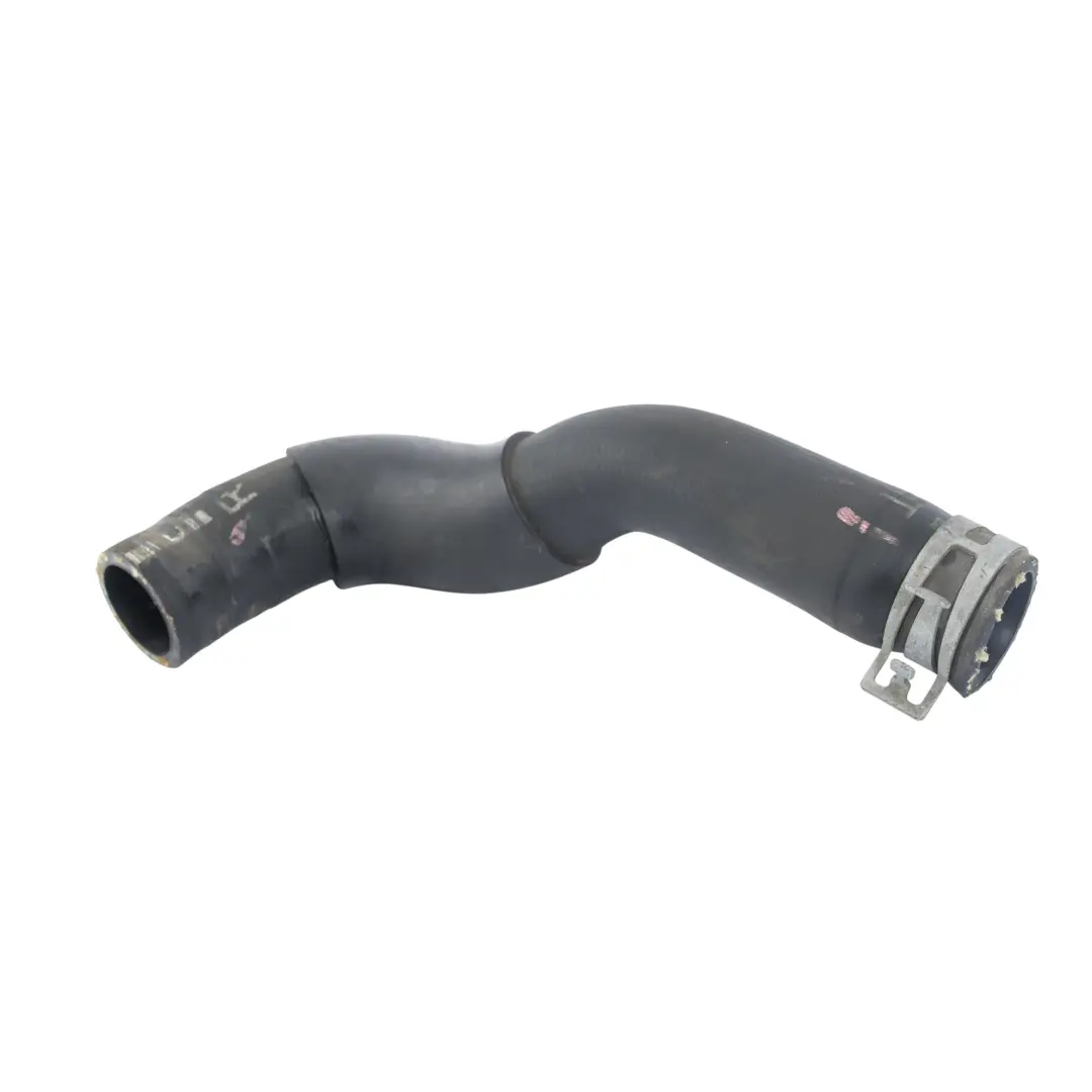 1NRFE Manguera Tubo Radiador para Toyota Yaris P9 1.33 con número de pieza 165710Y010 Toyota Yaris P9 1.33 1NRFE Manguera Tubo Radiador - SKU 165710Y010 - Número de pieza 165710Y010