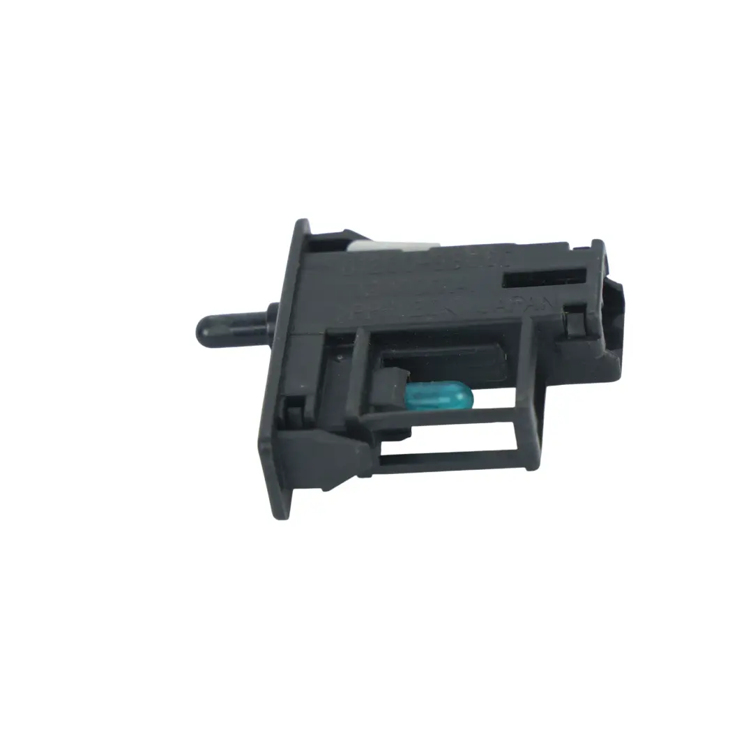 Toyota Corolla E12 Verso AR10 Avensis Lexus Włącznik Schowka 81260-33030 - SKU 8126033030 - Numer Części 8126033030