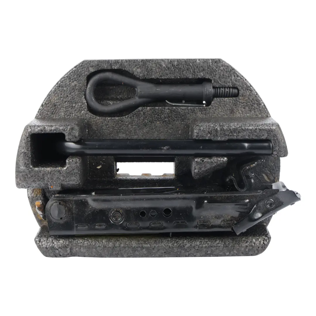 Cric Ciseaux Levage Clé Œillet Remorquage Housse Mousse pour Ford Fiesta Mk7 à propos du numéro de pièce 1673161 Ford Fiesta Mk7 Cric Ciseaux Levage Clé Œillet Remorquage Housse Mousse - SKU 1673161 - Numéro de pièce 1673161