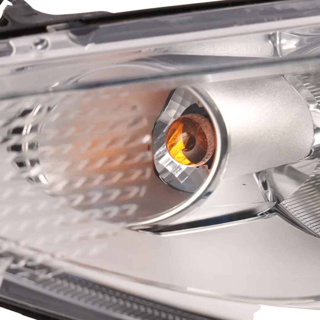 Halogen Headlight Front Left N/S Lamp Light 8A61-13W030-DG to Ford Fiesta Mk7 with Part number 1678069 Ford Fiesta Mk7 Halogen Headlight Front Left N/S Lamp Light 8A61-13W030-DG - SKU RHD-1678069 - Part number 1678069