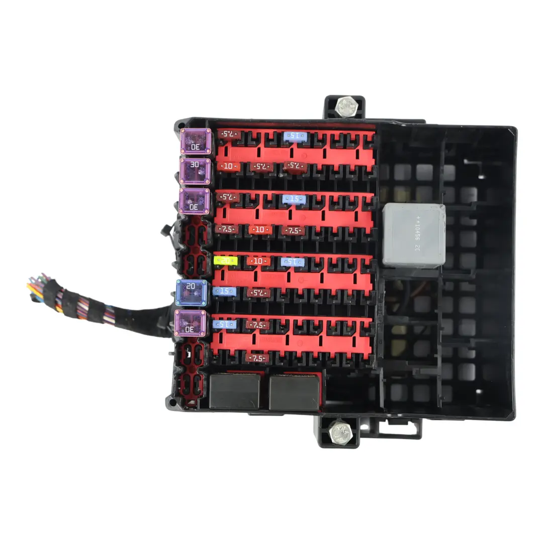 Ford Fiesta Mk7 Internal Fuse Box 1.4 Petrol SPJC Duratec 8V5T-14A005-KUH - SKU 1714790 - Part number 1714790