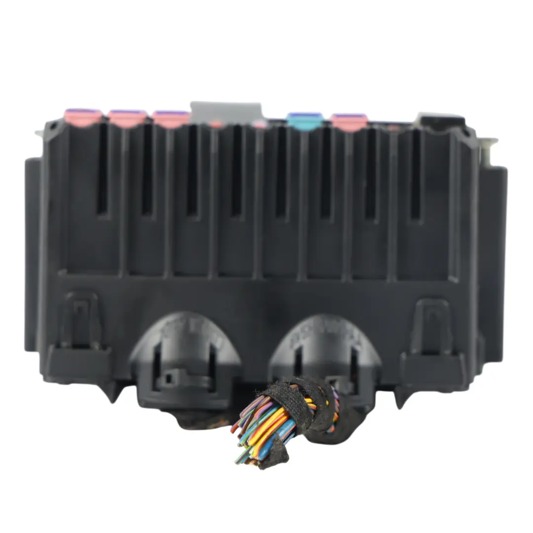 Ford Fiesta Mk7 Internal Fuse Box 1.4 Petrol SPJC Duratec 8V5T-14A005-KUH - SKU 1714790 - Part number 1714790