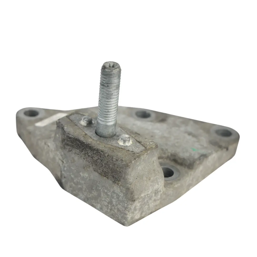 Mk4 Wspornik Skrzyni Biegów Górny Mocowanie BG91-7M125-BA do Ford Mondeo o numerze 1717656 Ford Mondeo Mk4 Wspornik Skrzyni Biegów Górny Mocowanie BG91-7M125-BA - SKU 1717656 - Numer Części 1717656