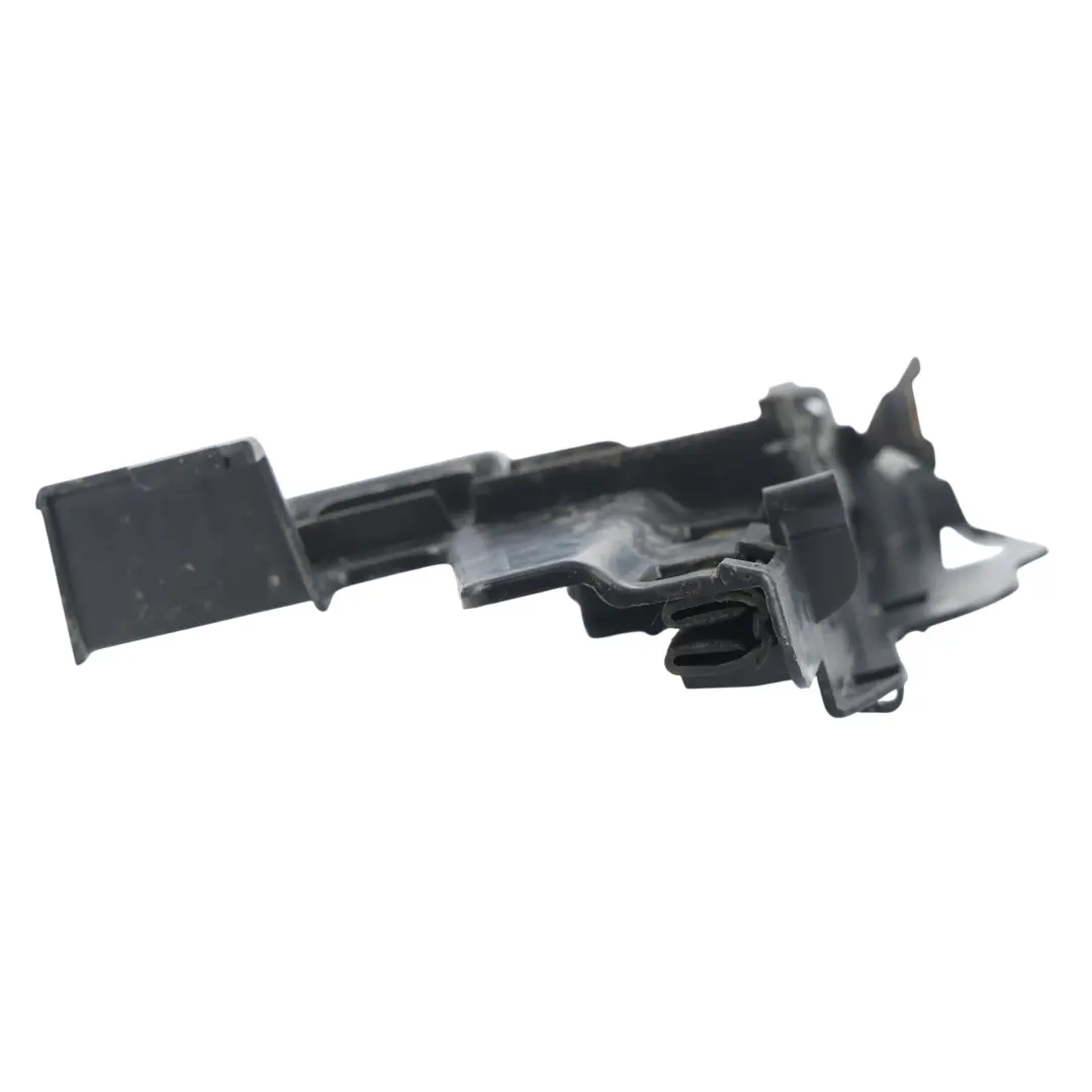 Protector Cerradura Puerta Delantera Derecha 8A61-A21978-AE para Ford Fiesta Mk7 con número de pieza 1726284 Ford Fiesta Mk7 Protector Cerradura Puerta Delantera Derecha 8A61-A21978-AE - SKU 1726284 - Número de pieza 1726284