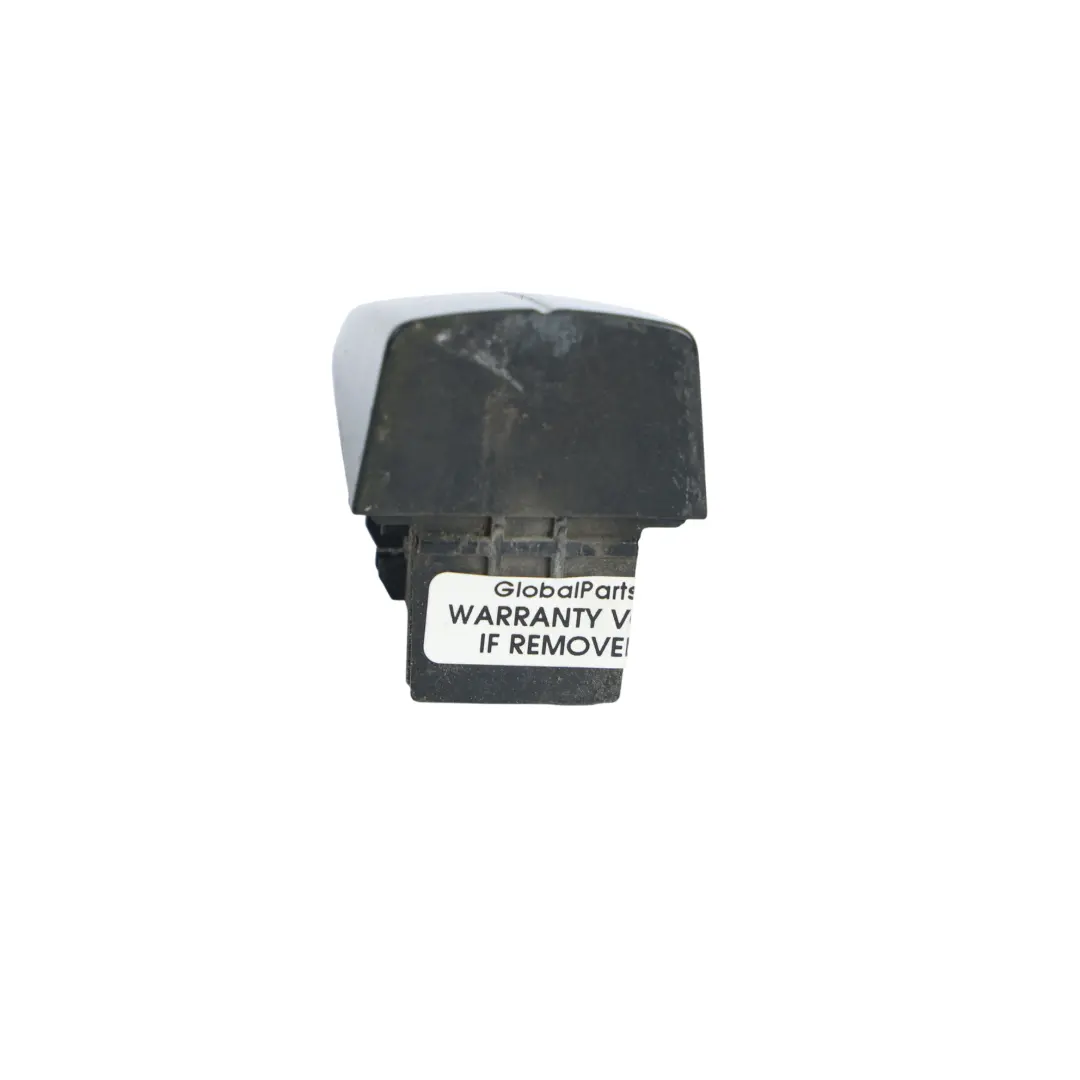 Mk3 Kuga Mk2 Cache Poignée Porte Arrière Noir Métallisé Panther D9 pour Ford Focus à propos du numéro de pièce 1727824 Ford Focus Mk3 Kuga Mk2 Cache Poignée Porte Arrière Noir Métallisé Panther D9 - SKU 1727824-PBL - Numéro de pièce 1727824