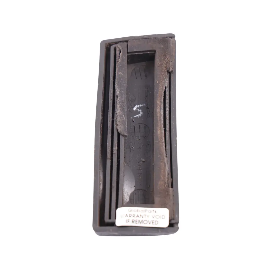Listwa Drzwi Przód Lewa Szary AC-V29427-AB do Ford Transit Mk7 o numerze 1745899 Ford Transit Mk7 Listwa Drzwi Przód Lewa Szary AC-V29427-AB - SKU 1745899 - Numer Części 1745899