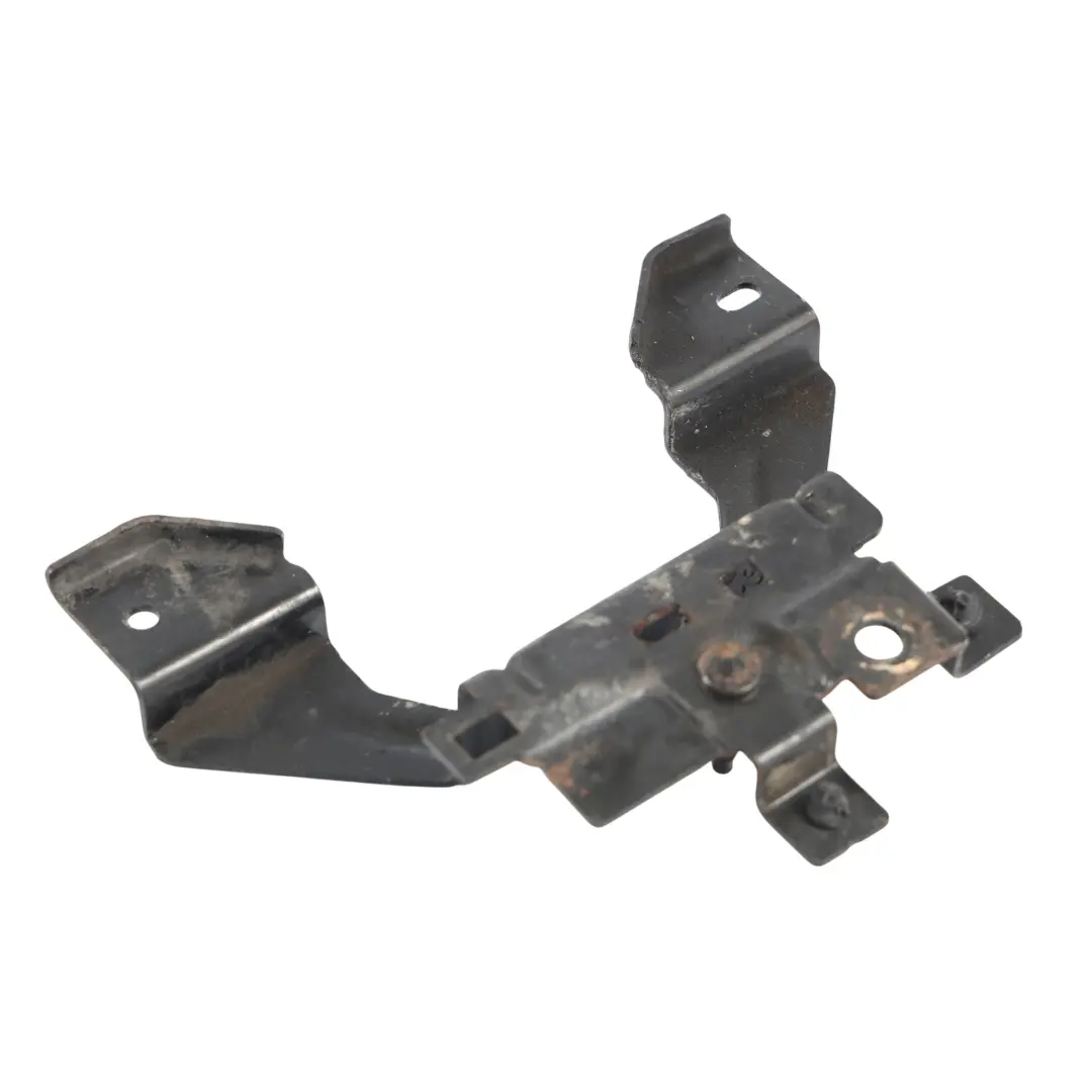 Support Serrure Capot Fixation Porteur 8V51-A16860-AB pour Ford Fiesta Mk7 à propos du numéro de pièce 1751199 Ford Fiesta Mk7 Support Serrure Capot Fixation Porteur 8V51-A16860-AB - SKU 1751199 - Numéro de pièce 1751199